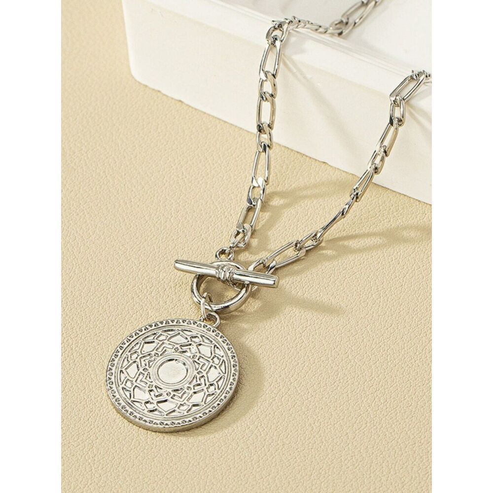 Gold Medallion Toggle Chain Necklace - Women Jewelry - Picture 5 of 6